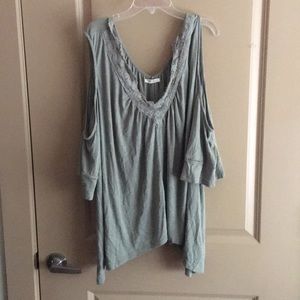 Green Flowy Top